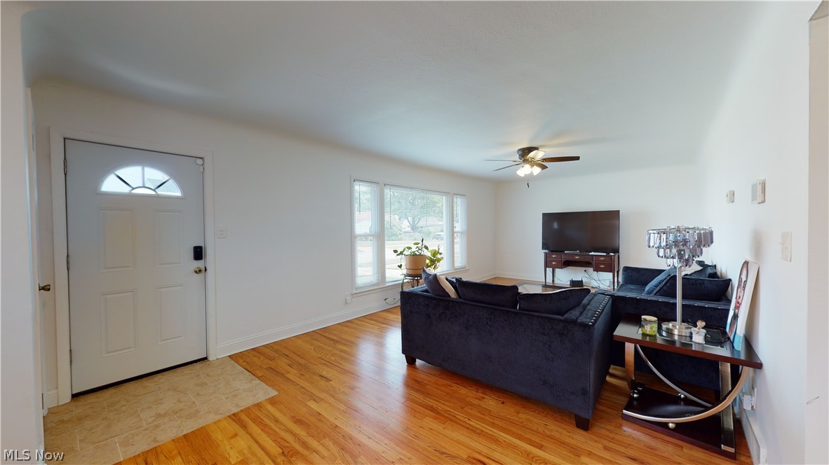 28756 Forest Road Willowick, OH 44095 - Photo 10 of 35