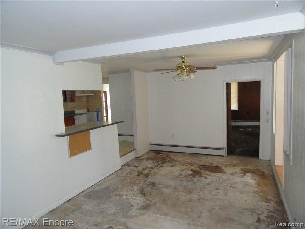 44814 Robson Road Belleville, MI 48111 - Photo 19 of 25 Dining Room