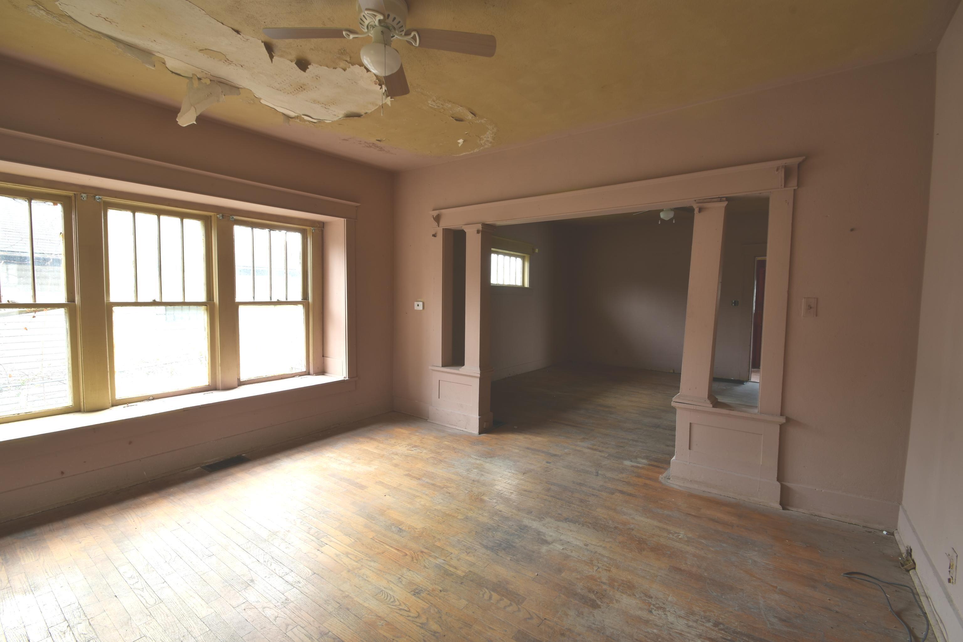 1426 Dewey Street Anderson, IN 46016 - Photo 9 of 17