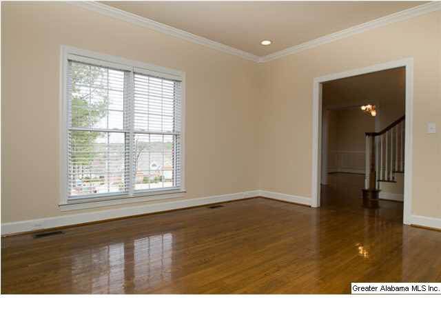 159 Windsor Lane Pelham, AL 35124 - Photo 7 of 31