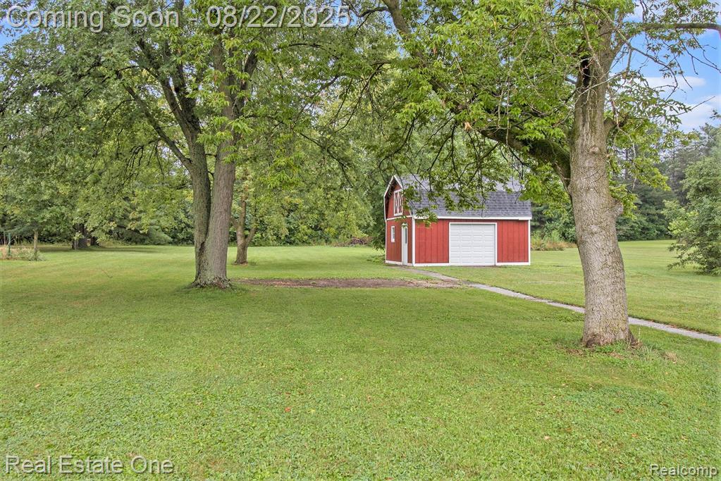 7375 Rory Street Grand Blanc, MI 48439 - Photo 15 of 25
