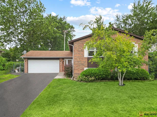 $499,900 | 220 Osage Terrace, Buffalo Grove, IL 60089