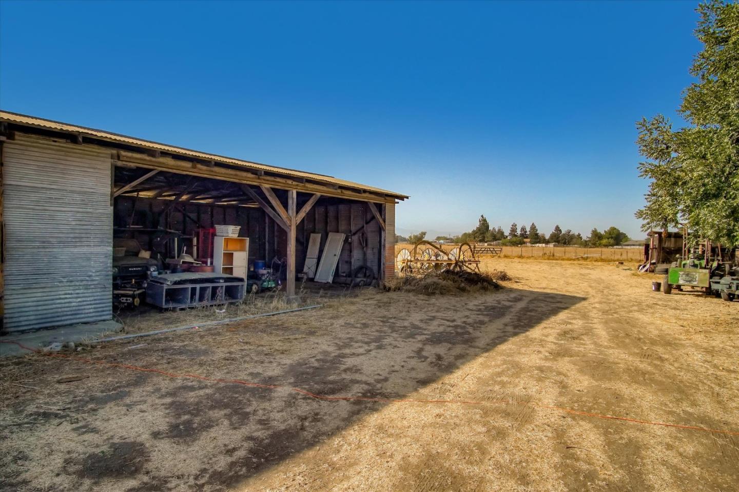 6520 Fairview Road Hollister, CA 95023 - Photo 23 of 39 a view of a house