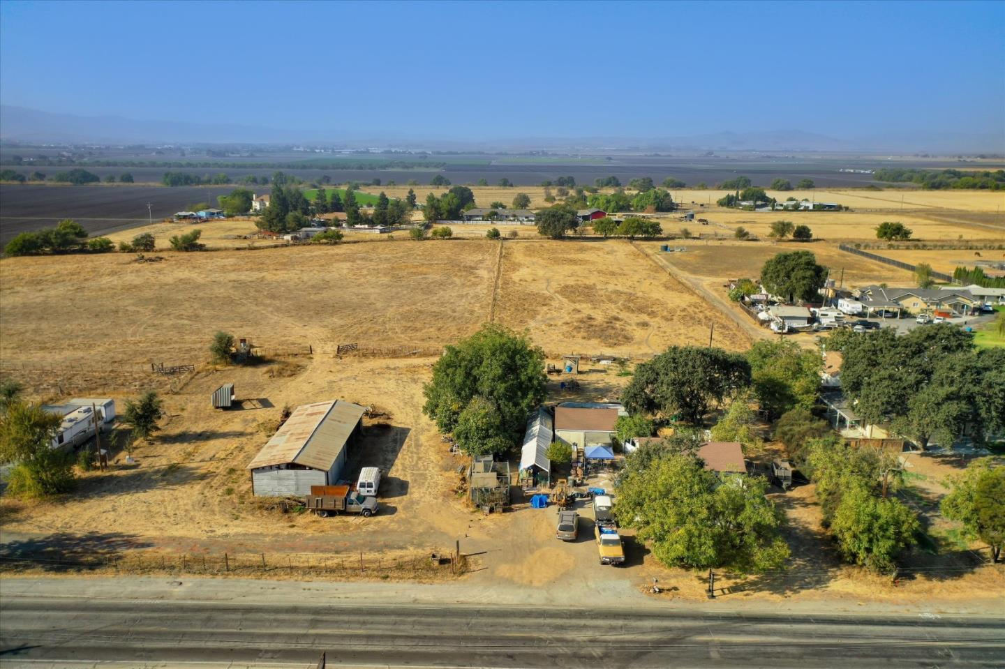 6520 Fairview Road Hollister, CA 95023 - Photo 26 of 39 a view of an ocean and beach