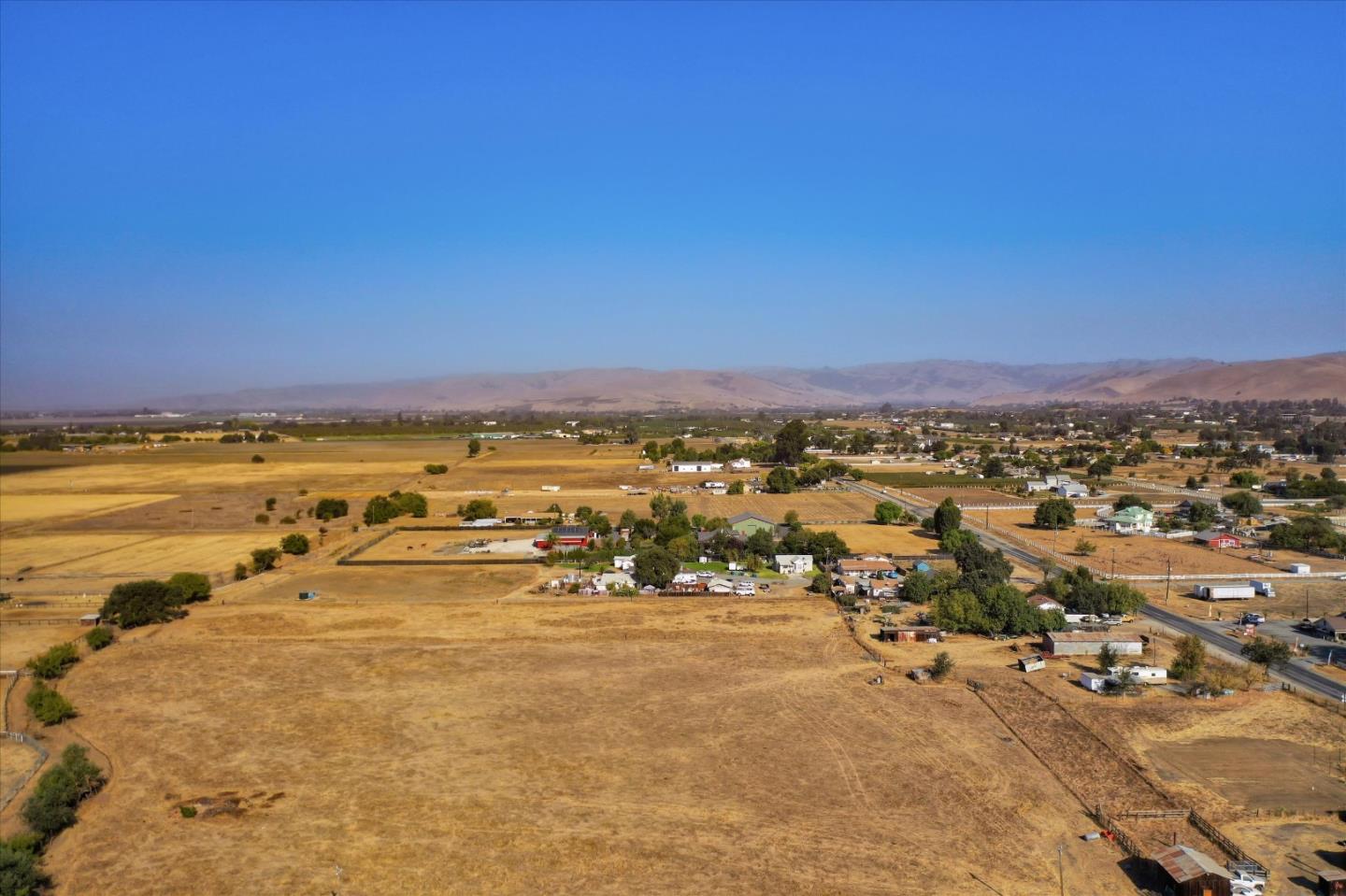 6520 Fairview Road Hollister, CA 95023 - Photo 31 of 39 an aerial view of ocean and residential houses with outdoor space