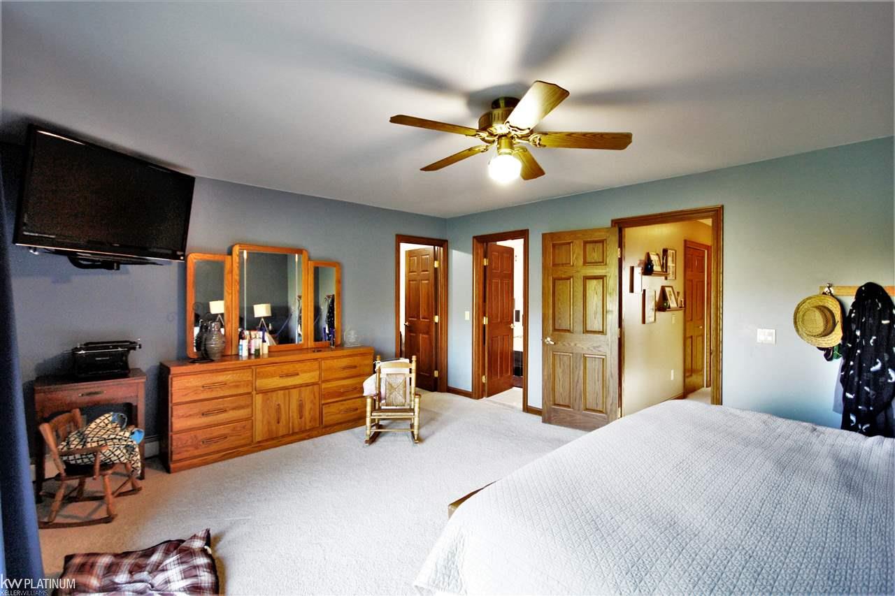 2407 Ellsworth Road Columbus, MI 48063 - Photo 29 of 35