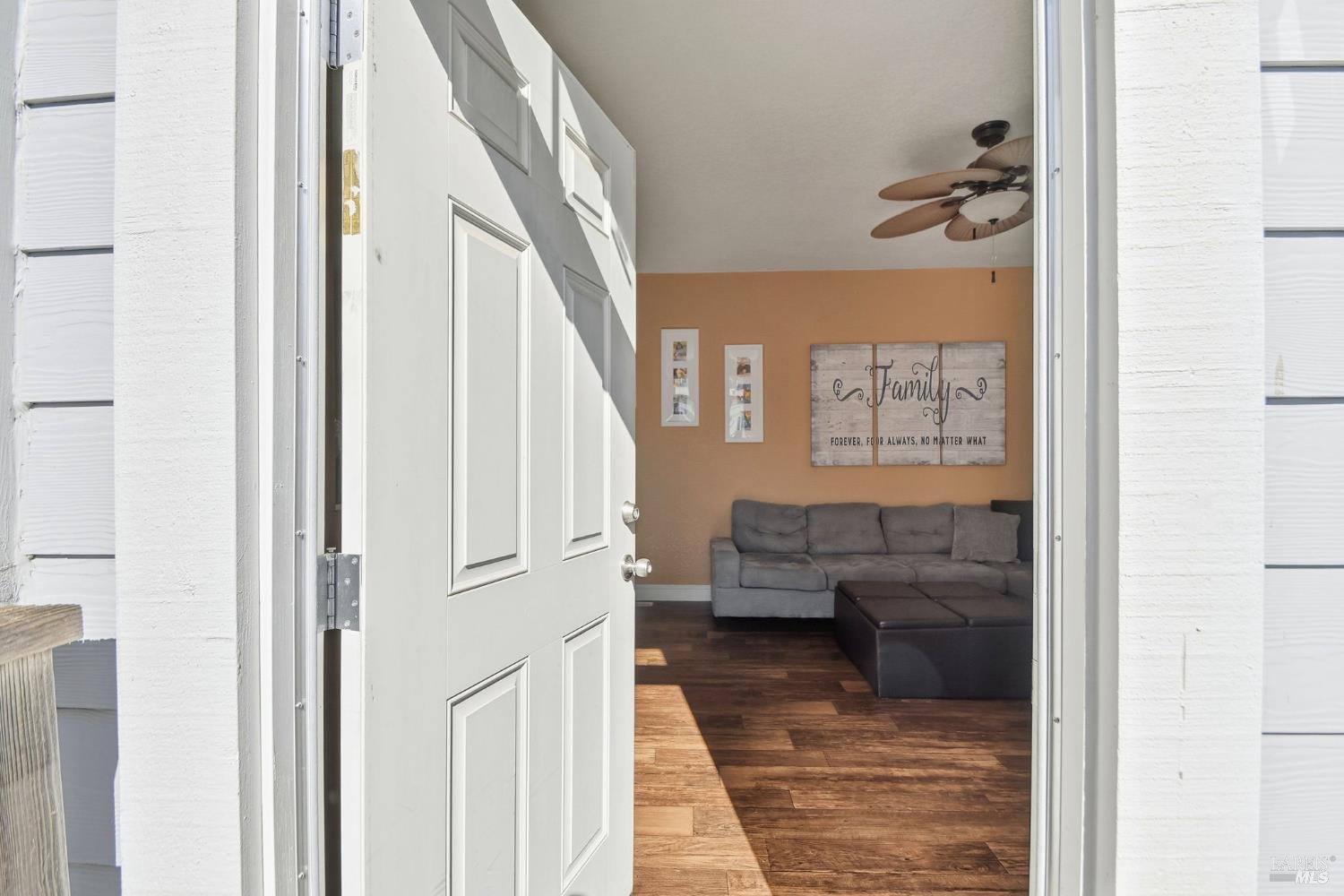 5501 Ranchito Way Santa Rosa, CA 95403 - Photo 4 of 20 a living room with furniture and a painting on the wall