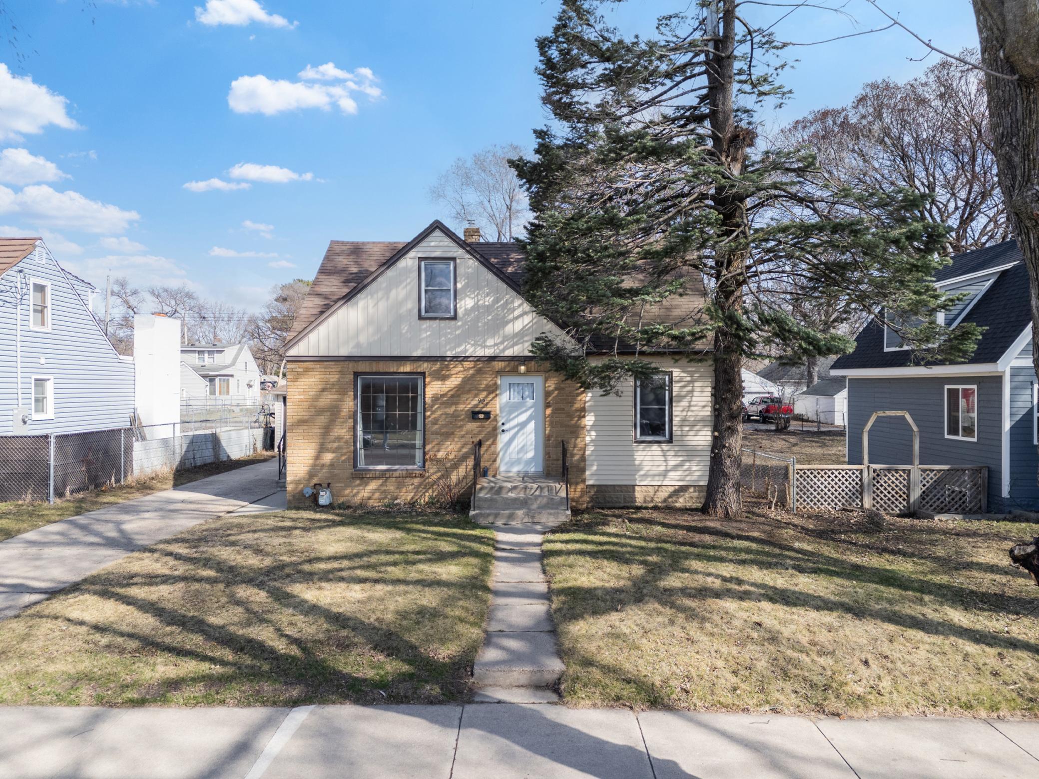 921 11th Street Southeast Rochester, MN 55904 - Photo 2 of 33