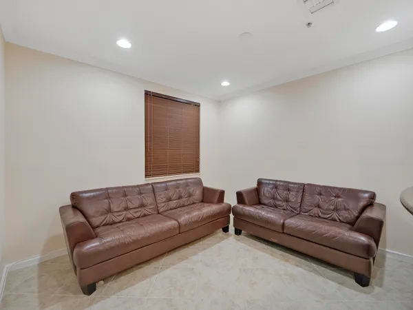 $2,995 | 1859 Via Boynton Beach, Boynton Beach, FL 33426