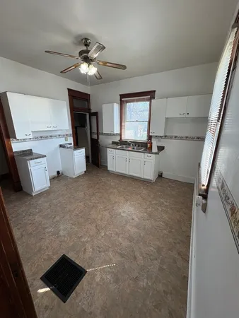 $1,200 | 204 North Division Avenue, Polo, IL 61064