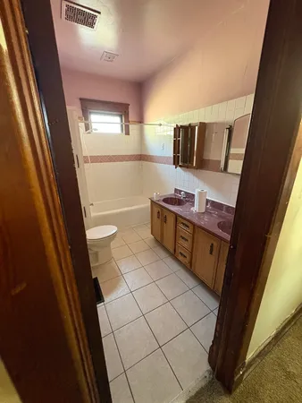 $1,200 | 204 North Division Avenue, Polo, IL 61064