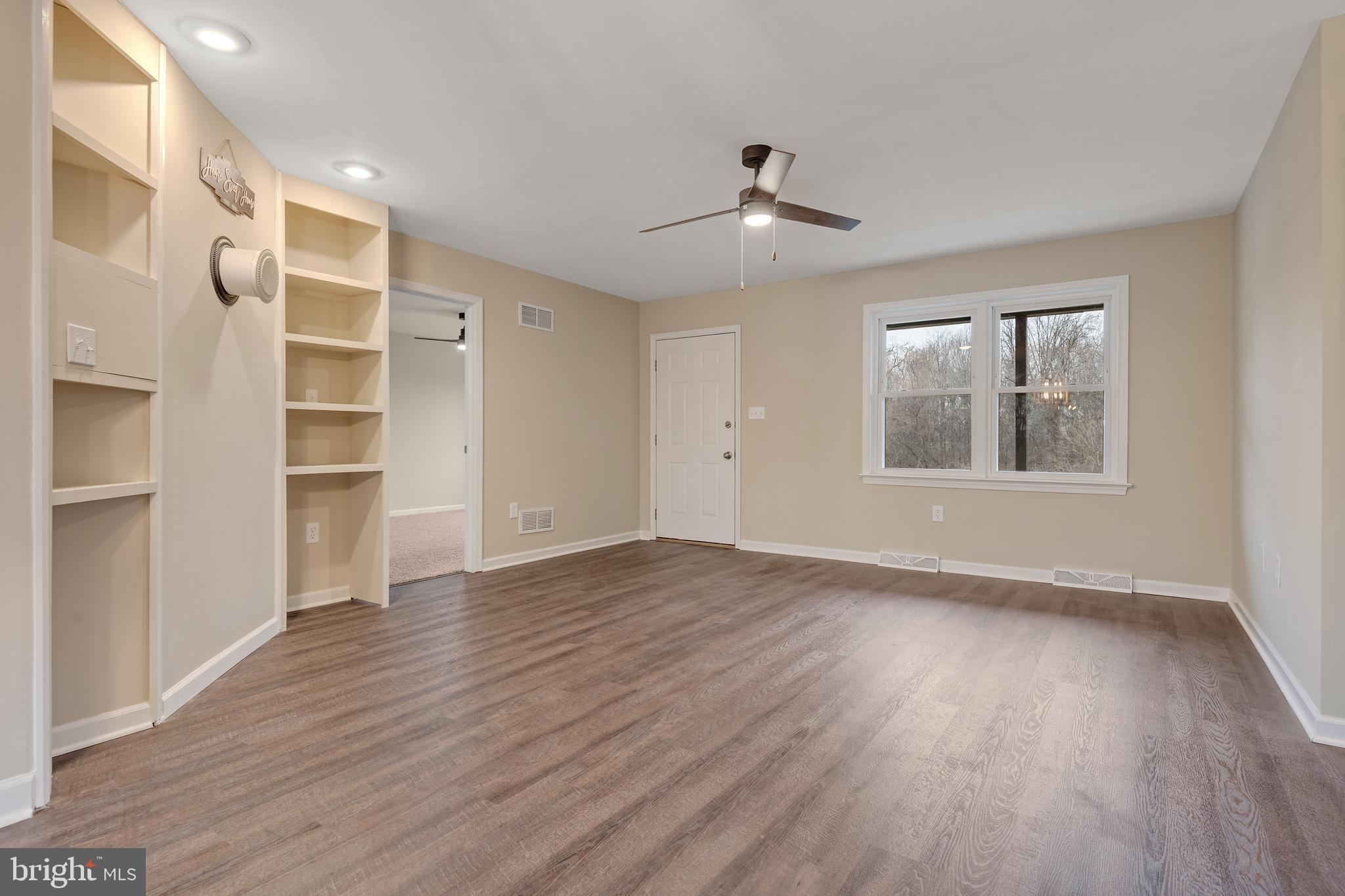 4599 Bentz Road Spring Grove, PA 17362 - Photo 6 of 55