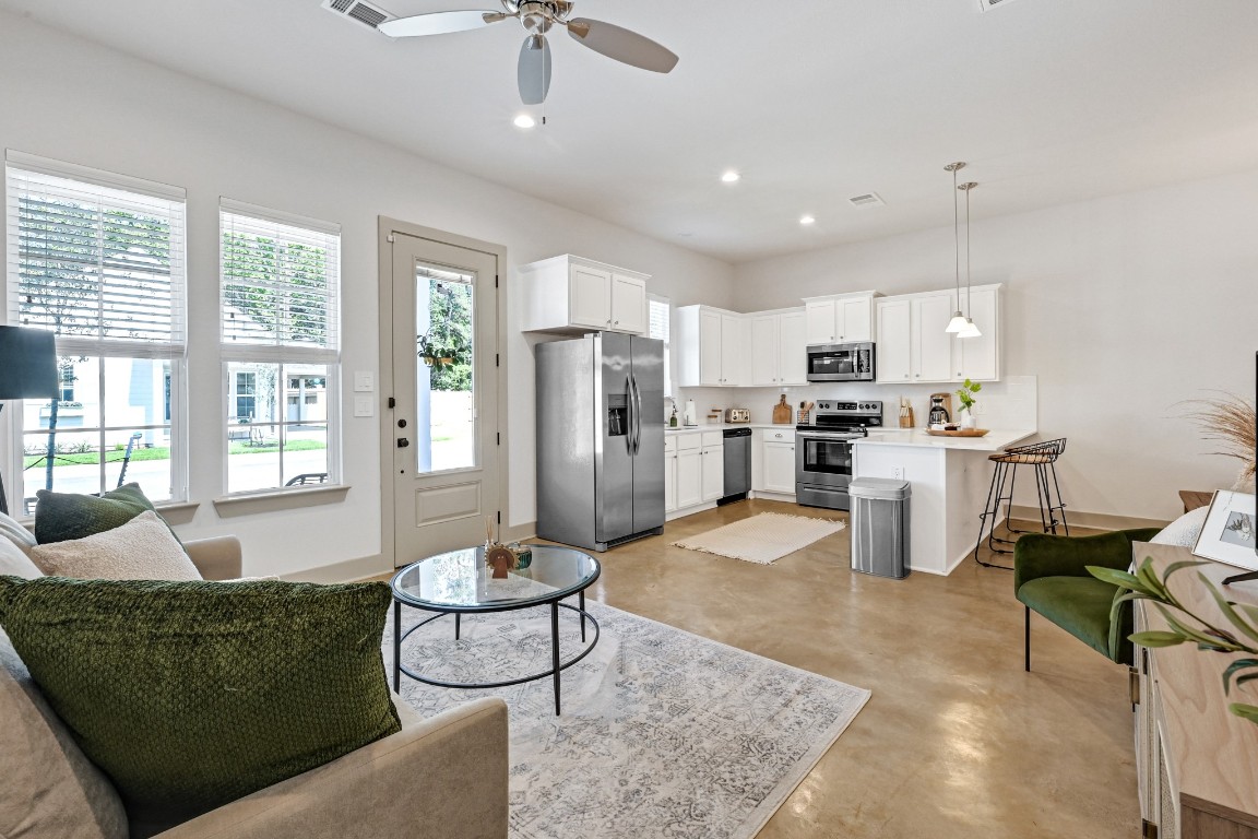 33455 Buckshot Lane, Unit 20 Spring, TX 77382 - Photo 3 of 22 Spacious living, kitchen and dining area!
Model home.