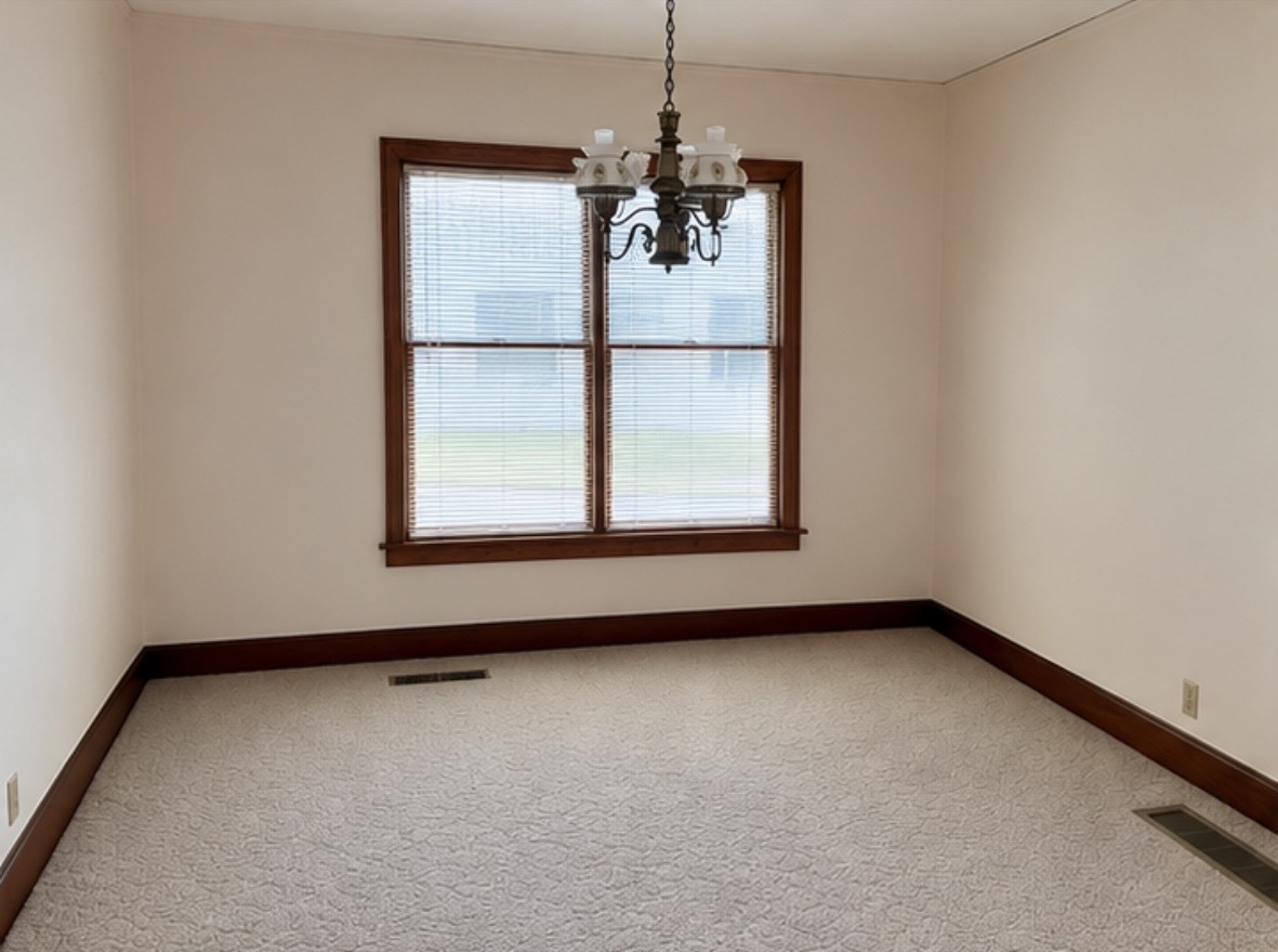 425 West Peru Street Princeton, IL 61356 - Photo 5 of 17