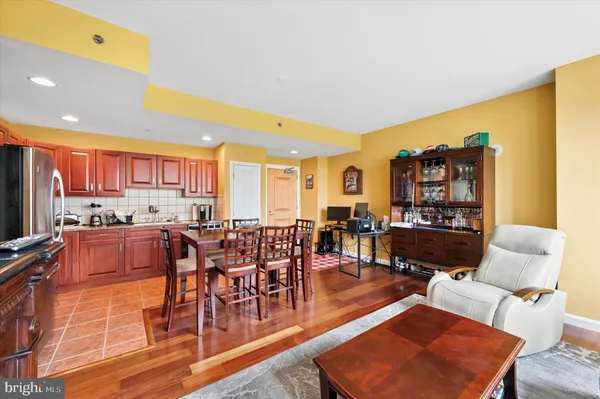 $274,850 | 901 North Penn Street, Unit P407, Philadelphia, PA 19123