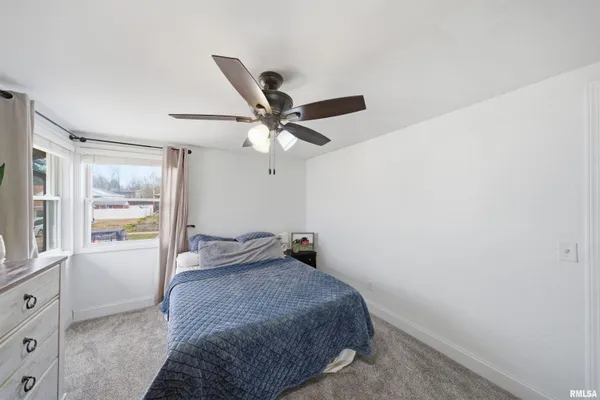 $189,900 | 1601 North 11th Street, Pekin, IL 61554