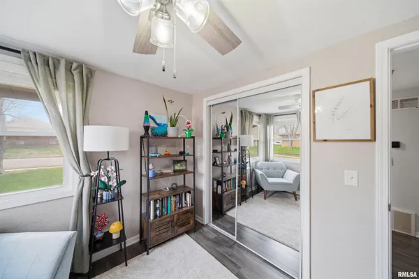 $189,900 | 1601 North 11th Street, Pekin, IL 61554