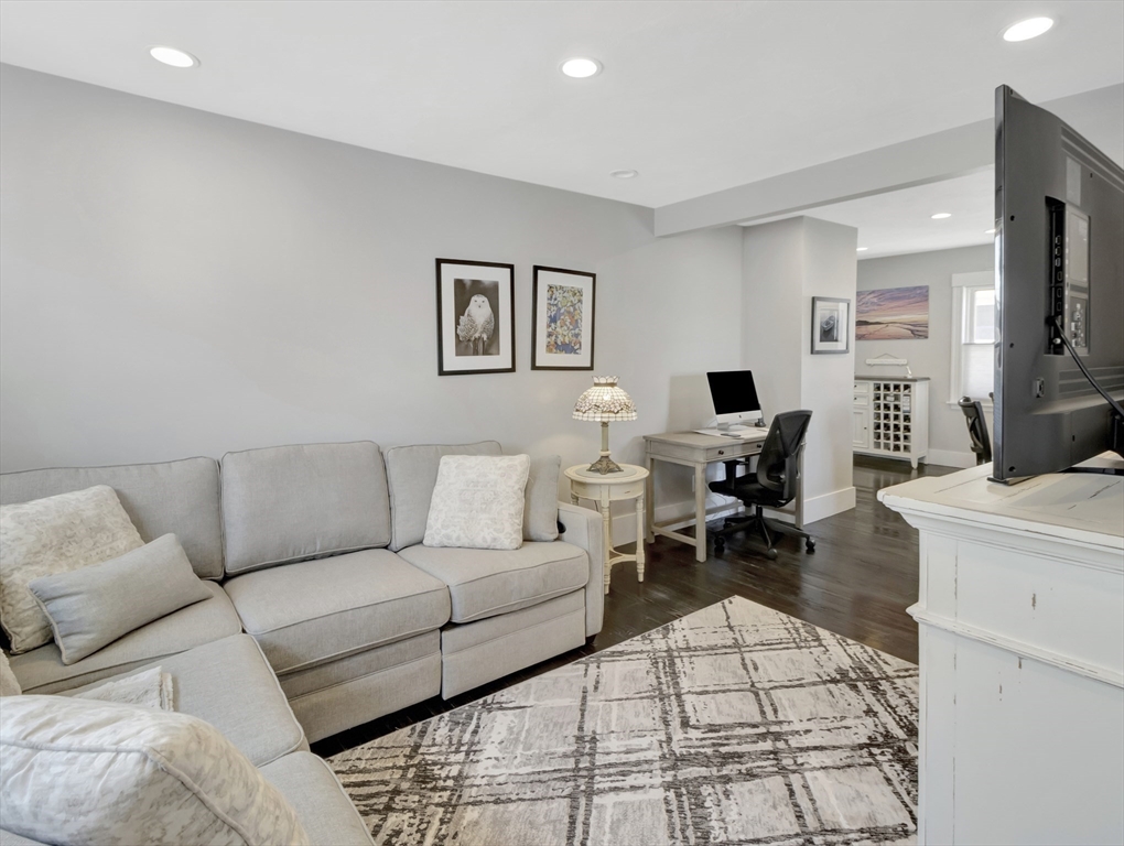 9 C Street Hull, MA 02045 - Photo 15 of 42