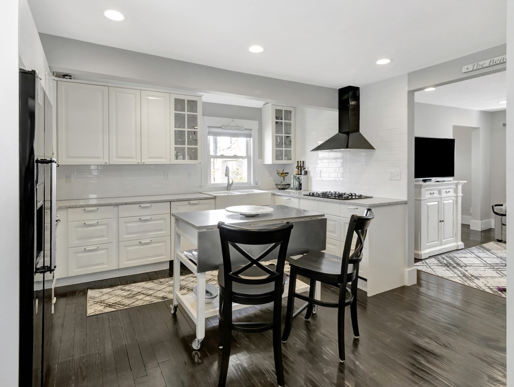 9 C Street Hull, MA 02045 - Photo 9 of 42