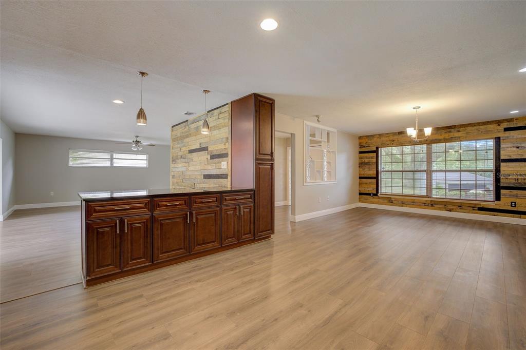 660 Little Wekiva Road Altamonte Springs, FL 32714 - Photo 3 of 18 Gallery Image 3