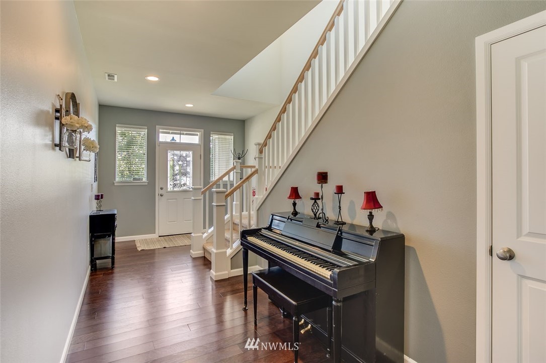 13755 173rd Place Southeast Renton, WA 98059 - Photo 11 of 25