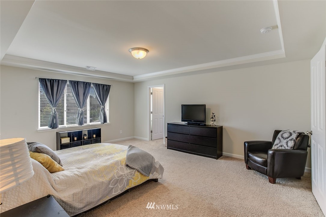 13755 173rd Place Southeast Renton, WA 98059 - Photo 13 of 25