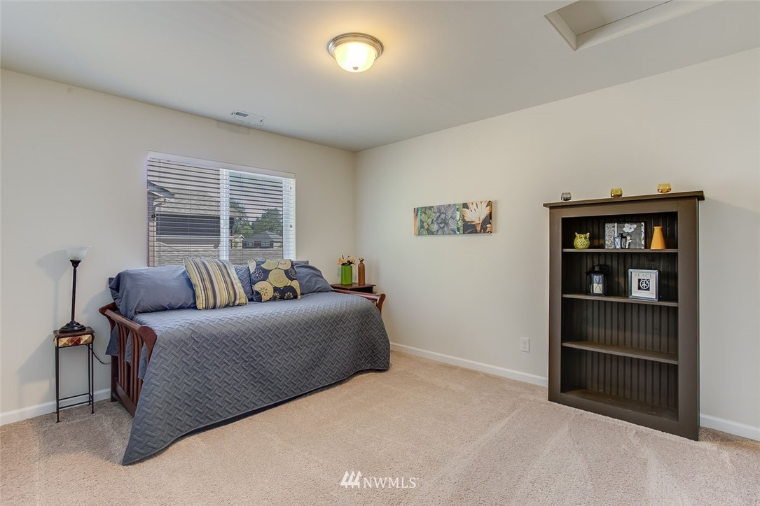 13755 173rd Place Southeast Renton, WA 98059 - Photo 16 of 25