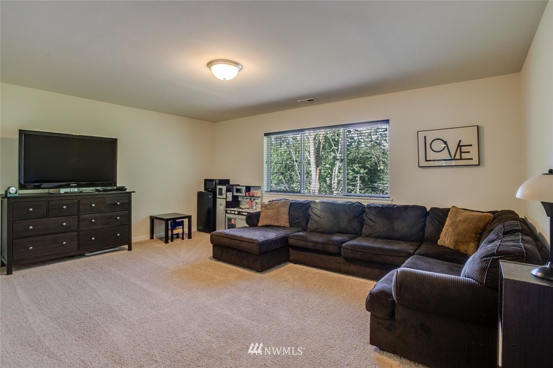 13755 173rd Place Southeast Renton, WA 98059 - Photo 18 of 25