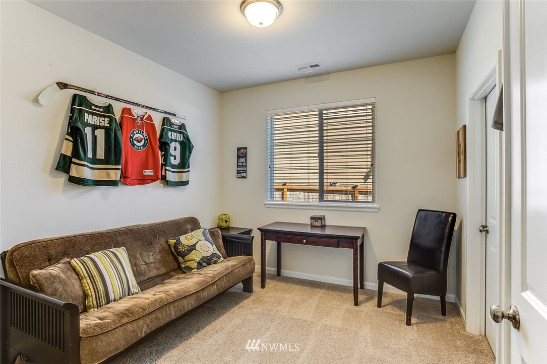 13755 173rd Place Southeast Renton, WA 98059 - Photo 9 of 25