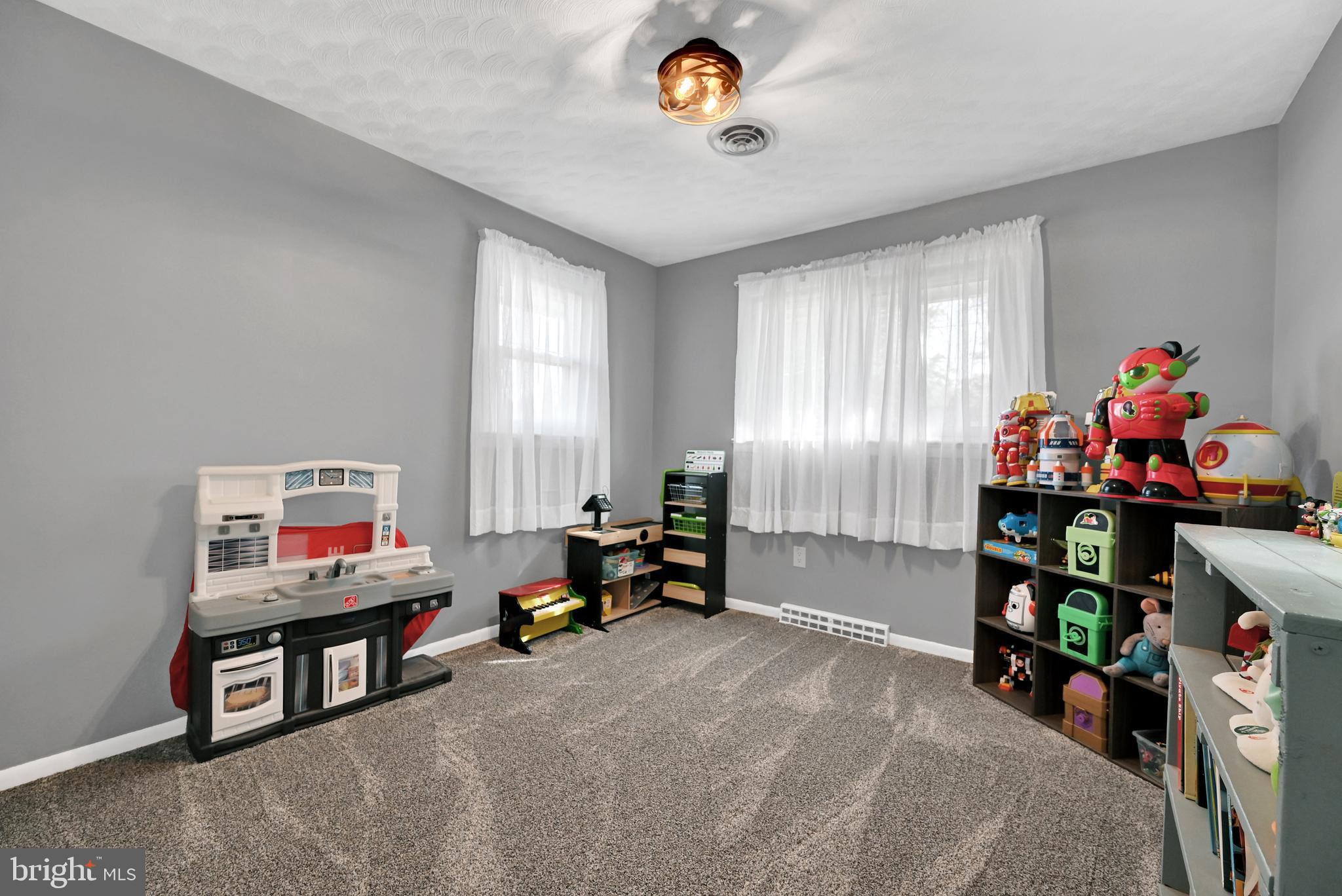 2340 Redwood Road York, PA 17408 - Photo 41 of 68