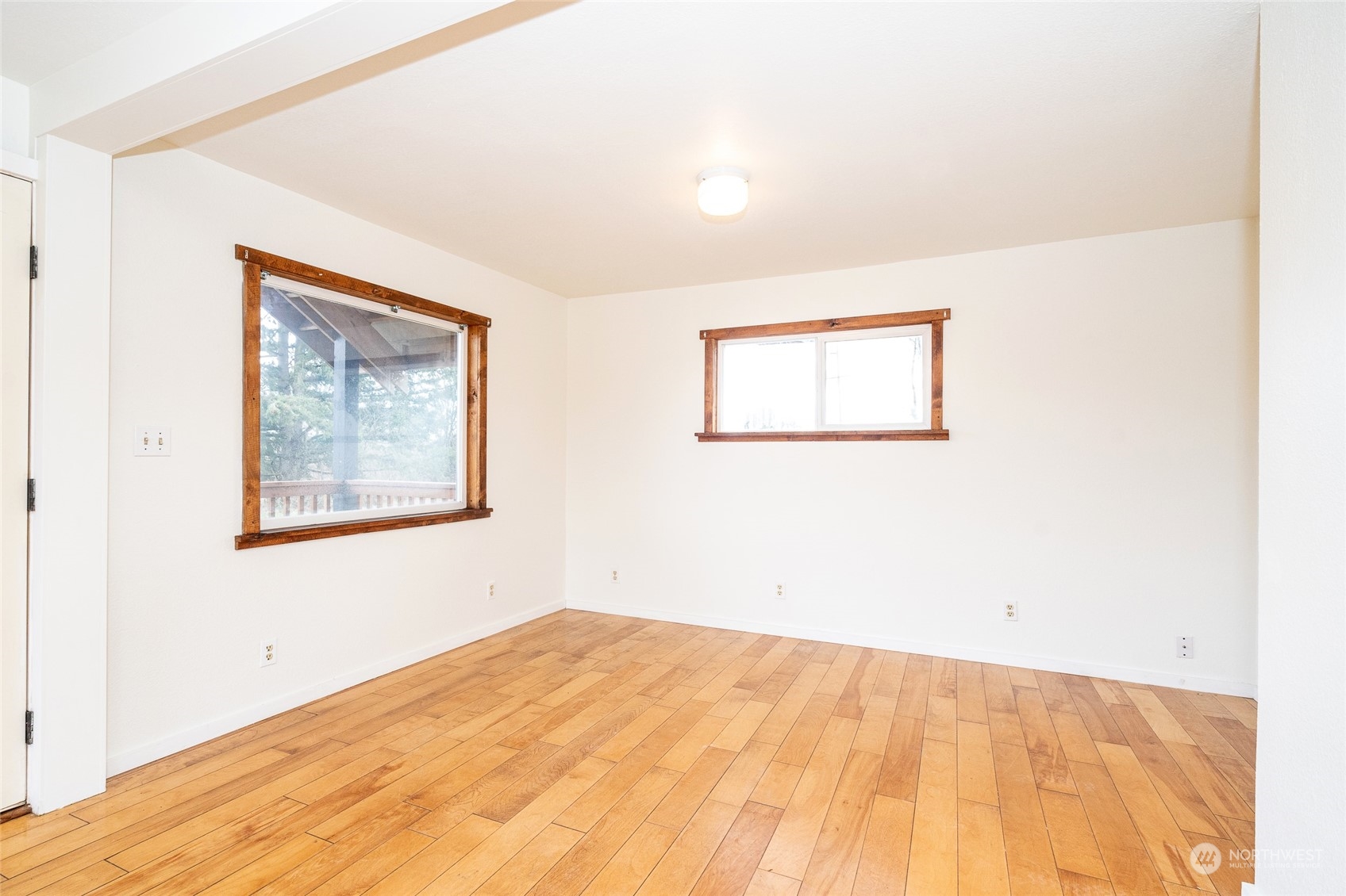 837 Southwest Hillburger Road Chehalis, WA 98532 - Photo 9 of 39 Gallery Image 9