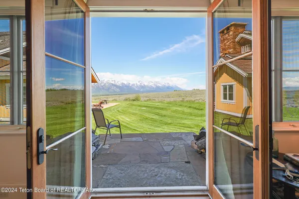 $37,500,000 | 255 East Lucas Riva Ridge Road, Jackson, WY 83001