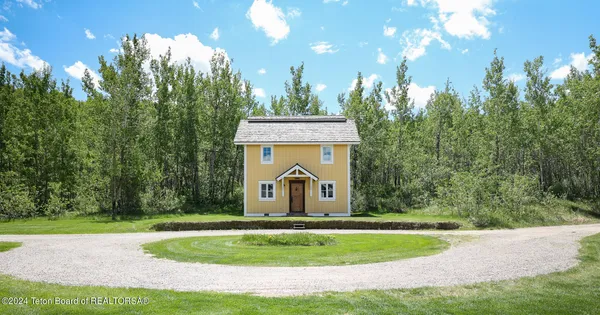 $37,500,000 | 255 East Lucas Riva Ridge Road, Jackson, WY 83001