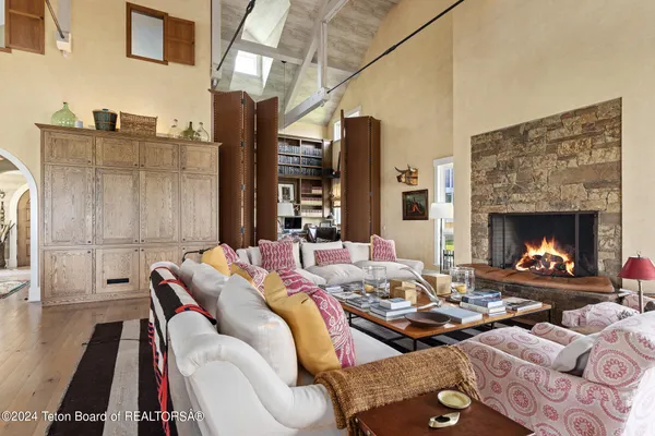 $37,500,000 | 255 East Lucas Riva Ridge Road, Jackson, WY 83001