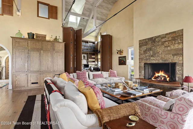 $40,000,000 | 255 East Lucas Riva Ridge Road, Jackson, WY 83001