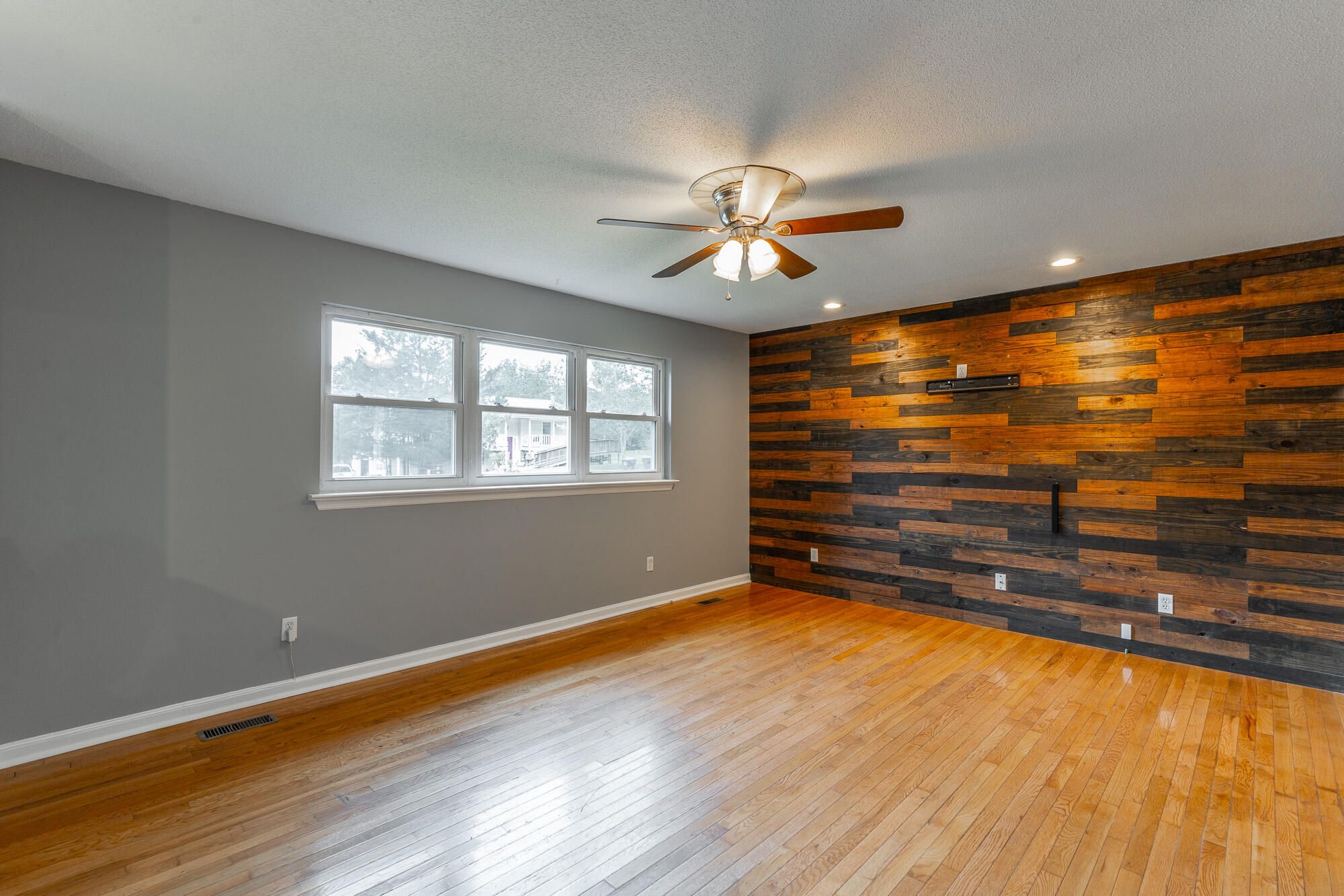 72 Gregory Lane LaFayette, GA 30728 - Photo 12 of 50 72 Gregory Lane HD-12
