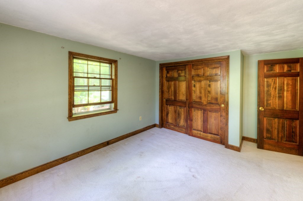 11 Browning Road Shrewsbury, MA 01545 - Photo 16 of 41 Gallery Image 16