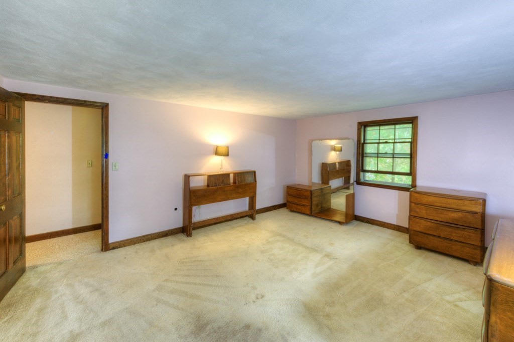 11 Browning Road Shrewsbury, MA 01545 - Photo 19 of 41 Gallery Image 19