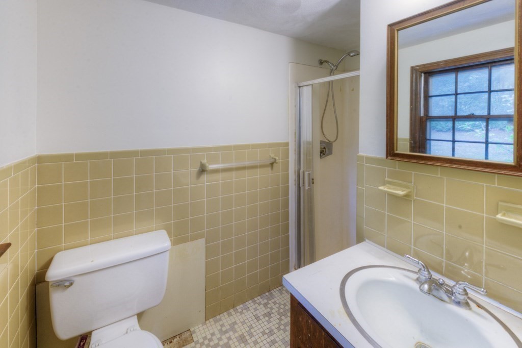 11 Browning Road Shrewsbury, MA 01545 - Photo 20 of 41 Gallery Image 20