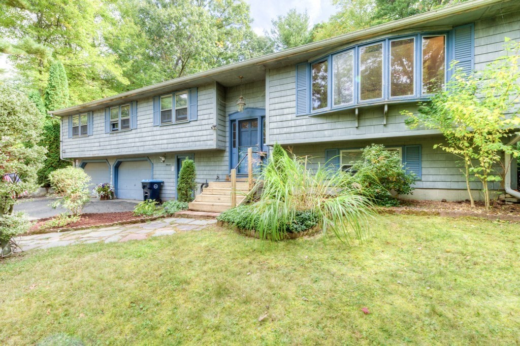 11 Browning Road Shrewsbury, MA 01545 - Photo 2 of 41 Gallery Image 2