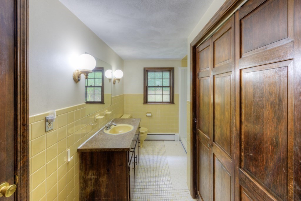 11 Browning Road Shrewsbury, MA 01545 - Photo 23 of 41 Gallery Image 23