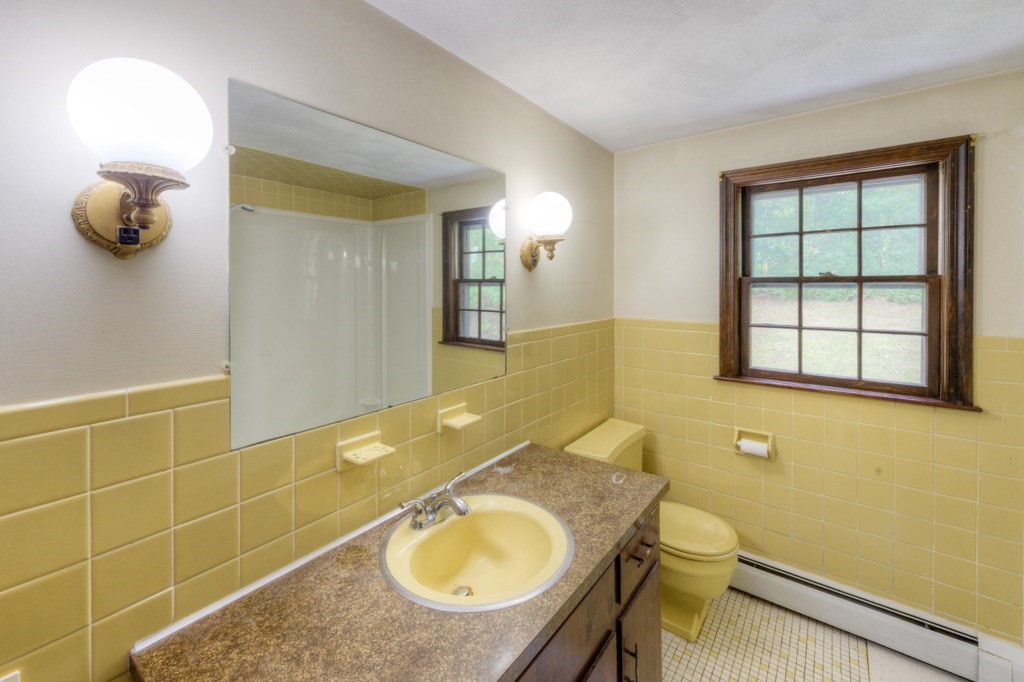 11 Browning Road Shrewsbury, MA 01545 - Photo 24 of 41 Gallery Image 24