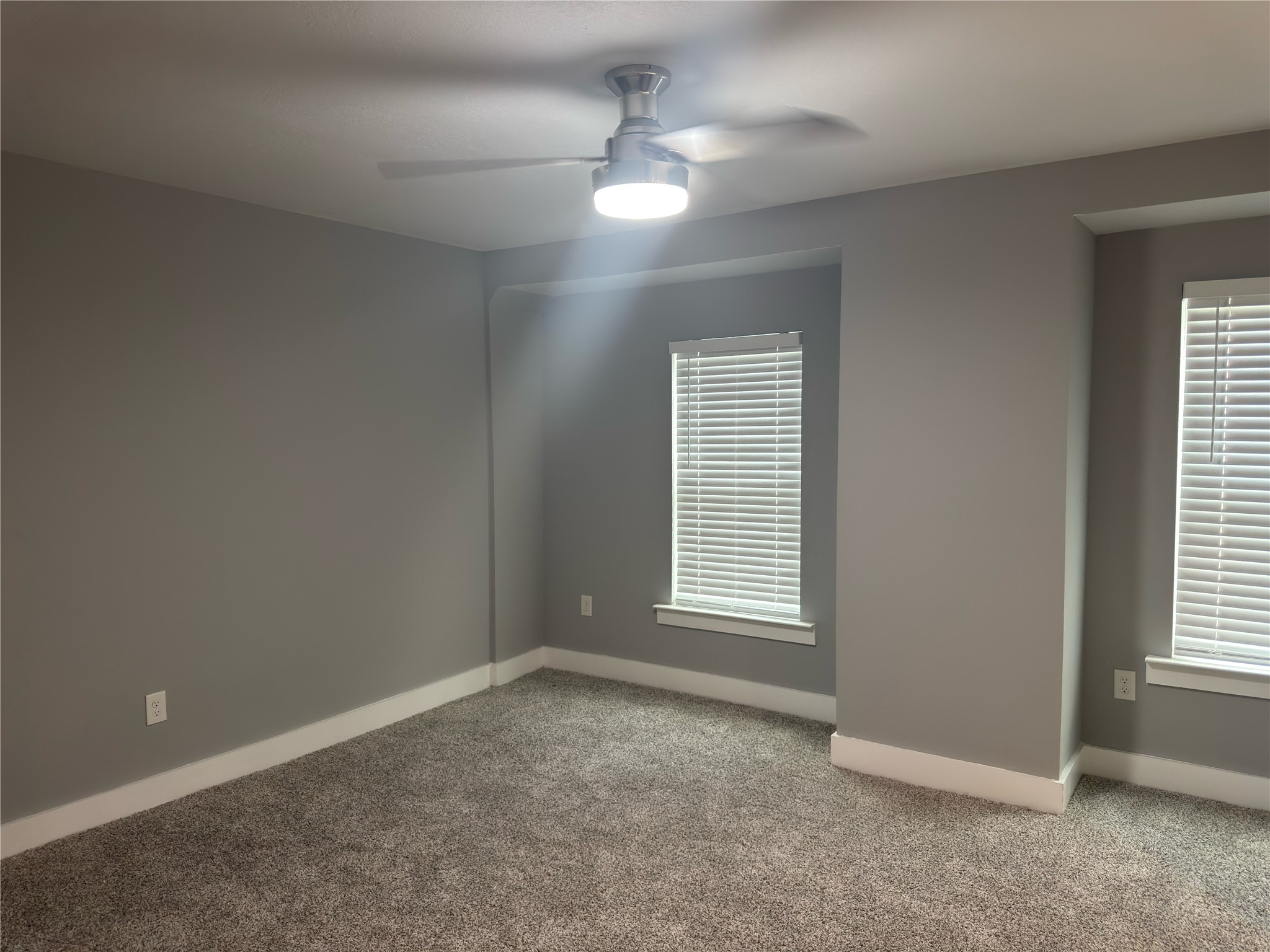 515 Caplin Street Houston, TX 77022 - Photo 10 of 14