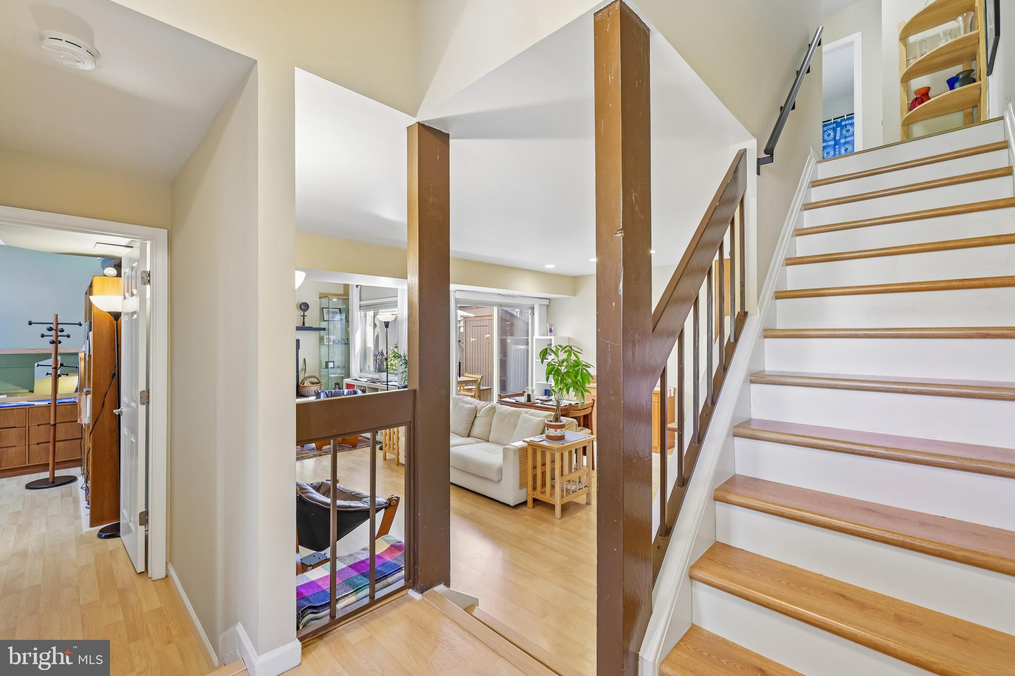 11244 Snowflake Court, Unit A128 Columbia, MD 21044 - Photo 8 of 35 Foyer