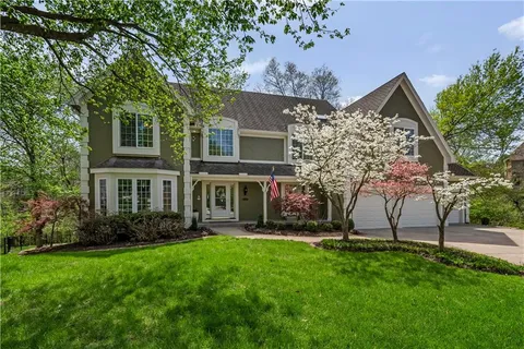 $695,000 | 6108 North Mattox Road, Kansas City, MO 64151