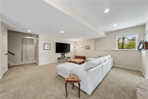 $695,000 | 6108 North Mattox Road, Kansas City, MO 64151