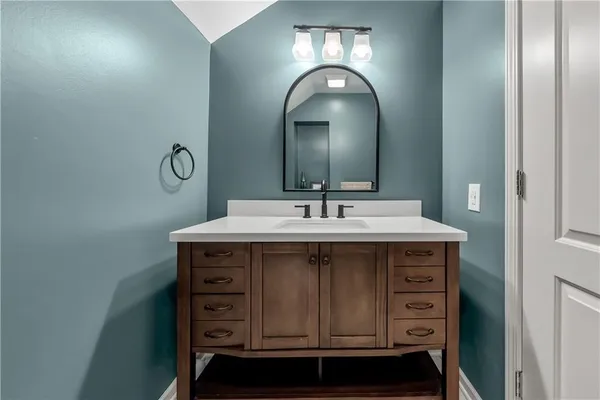 $695,000 | 6108 North Mattox Road, Kansas City, MO 64151