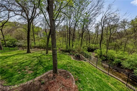 $695,000 | 6108 North Mattox Road, Kansas City, MO 64151