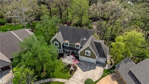 $695,000 | 6108 North Mattox Road, Kansas City, MO 64151
