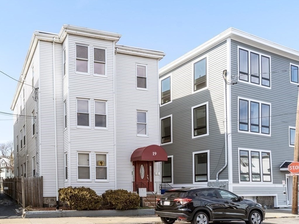 19 Chestnut Avenue, Unit 2 Boston, MA 02130 - Photo 17 of 17